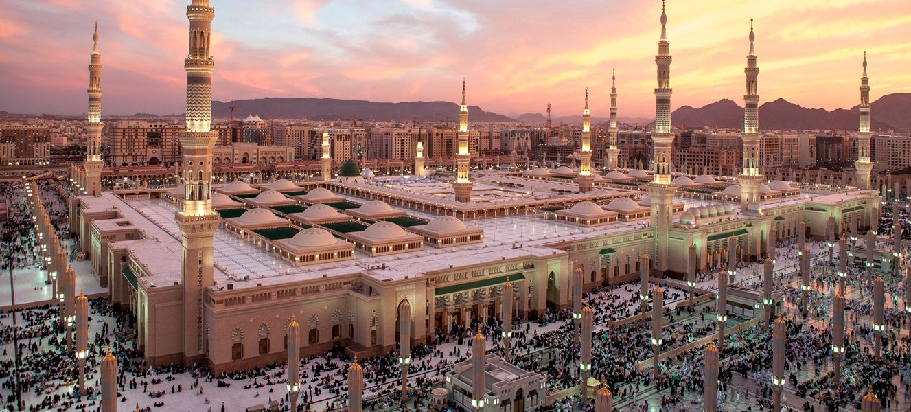 4 Star 10 Nights June Umrah Package