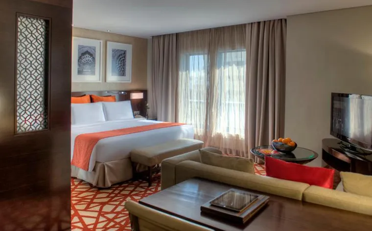 Crowne Plaza Dubai (7)