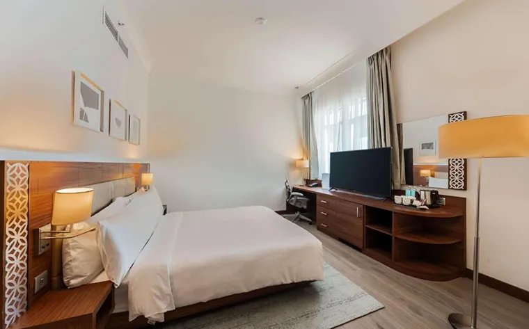 Hilton Garden Inn Dubai Jumeirah (11)