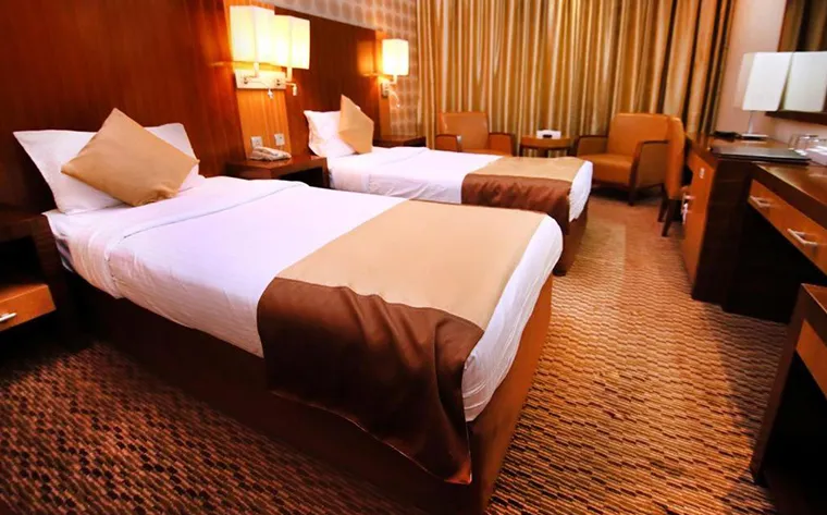 Sun & Sands Downtown Hotel (10)