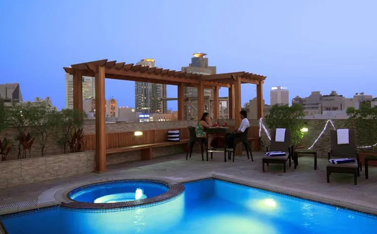 Sun & Sands Downtown Hotel (2)