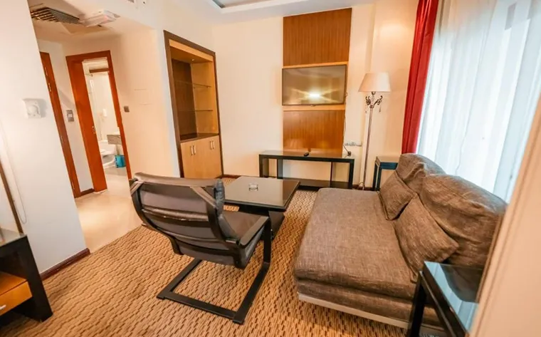 Sun & Sands Downtown Hotel (9)