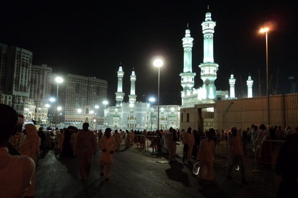 mosque-416446_1280